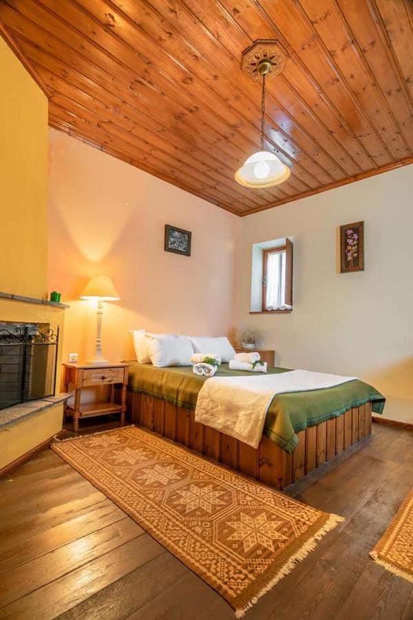Morfeas Guesthouse Papigko Ngoại thất bức ảnh