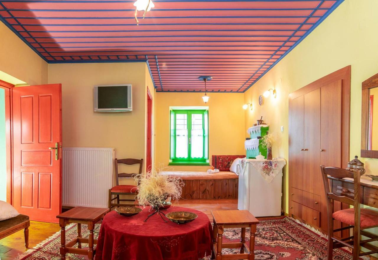 Morfeas Guesthouse Papigko Ngoại thất bức ảnh