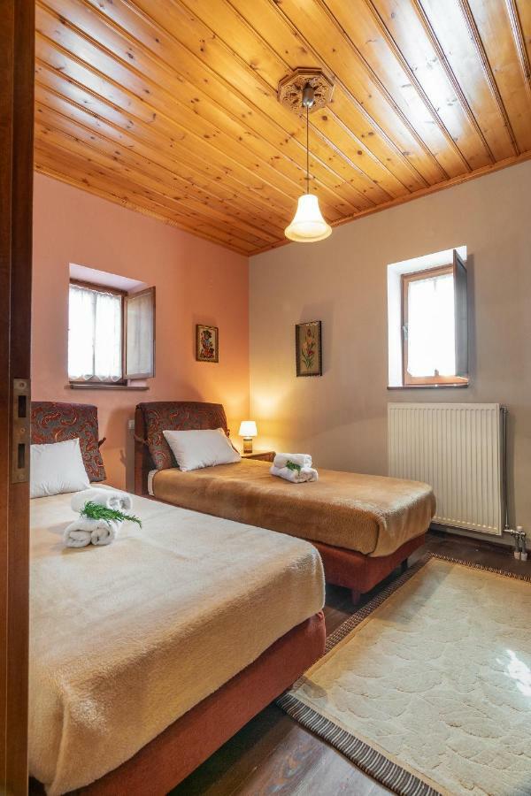 Morfeas Guesthouse Papigko Ngoại thất bức ảnh