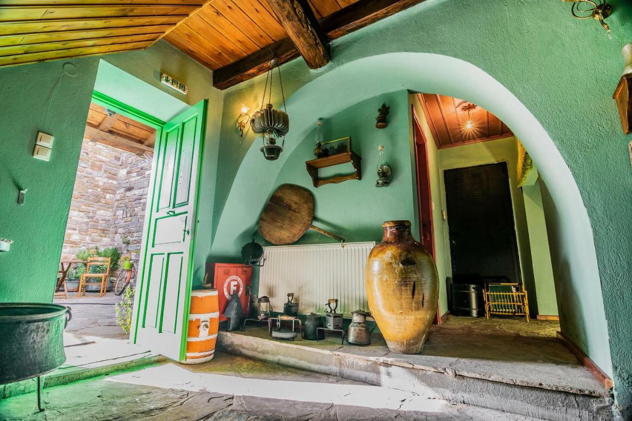 Morfeas Guesthouse Papigko Ngoại thất bức ảnh
