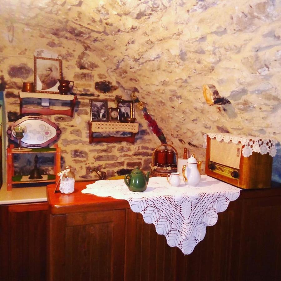 Morfeas Guesthouse Papigko Ngoại thất bức ảnh